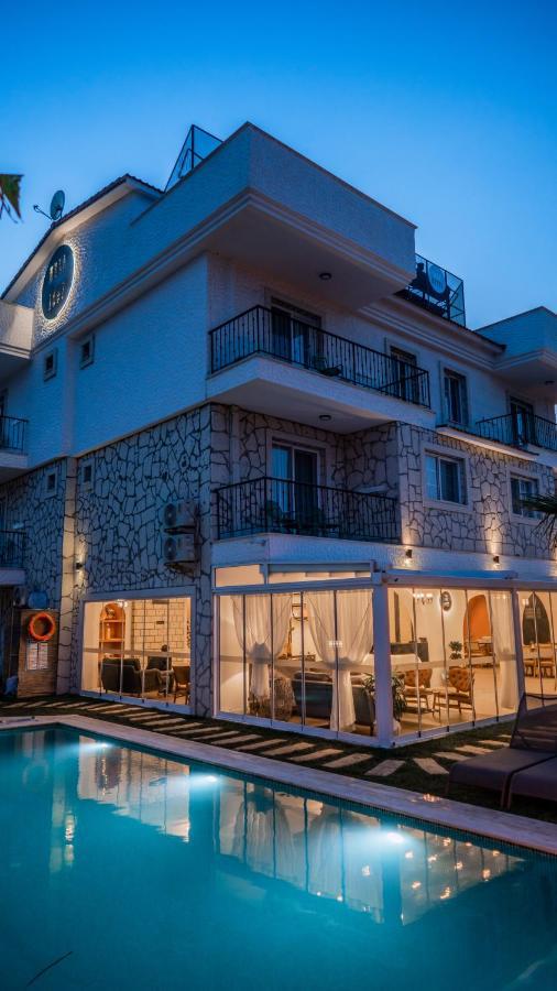 Urla 1867 Hotel Илдир Экстерьер фото